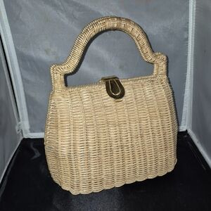 Elegant Tan Woven Handbag